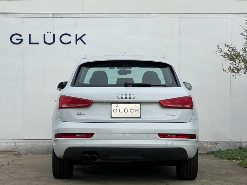 アウディ Q3 中古車