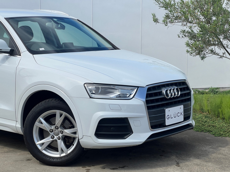 アウディ Q3 中古車