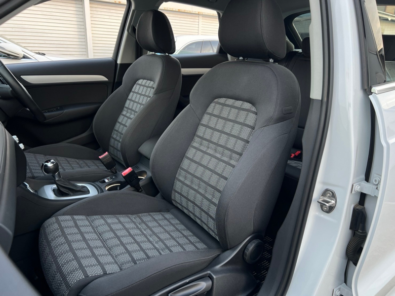 アウディ Q3 中古車