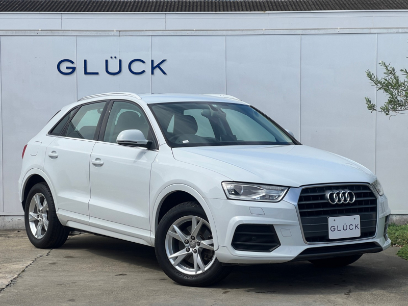 アウディ Q3 中古車