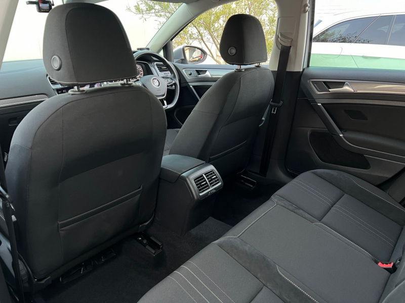 フォルクスワーゲン ゴルフ 中古車