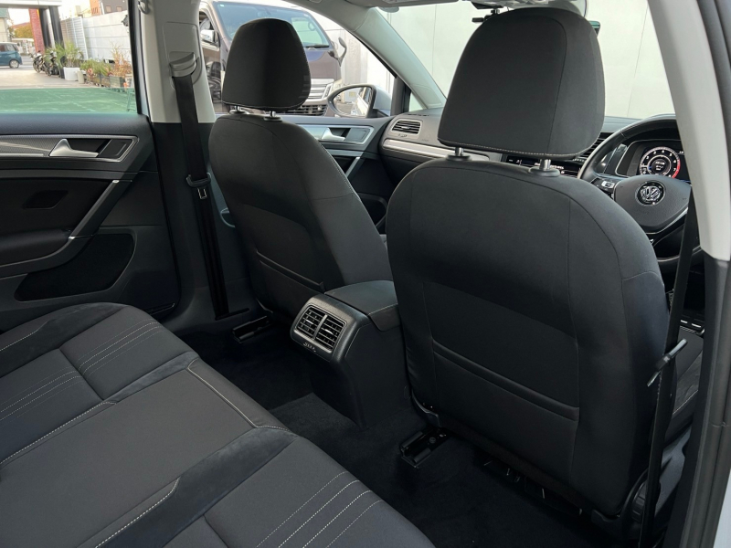 フォルクスワーゲン ゴルフ 中古車