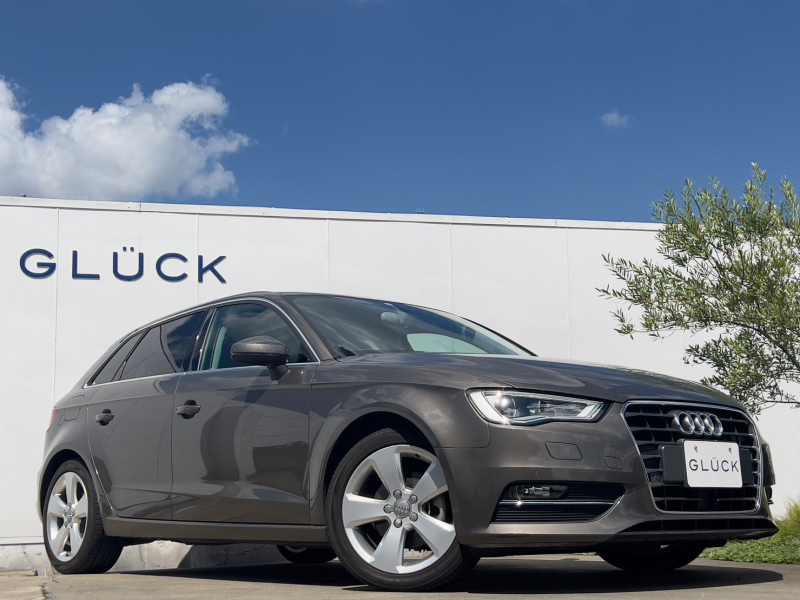 アウディ A3スポーツバック 中古車