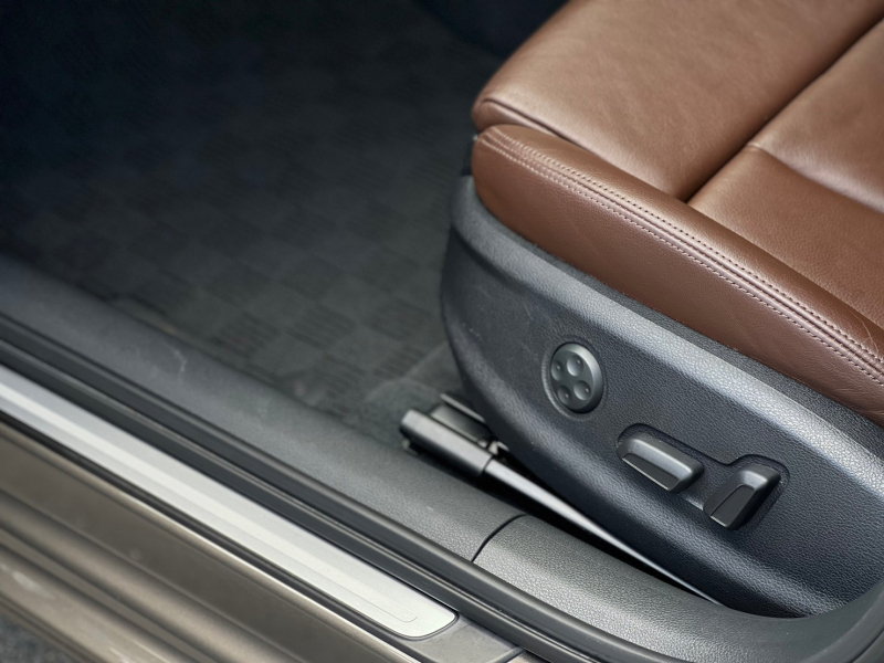 アウディ A3スポーツバック 中古車