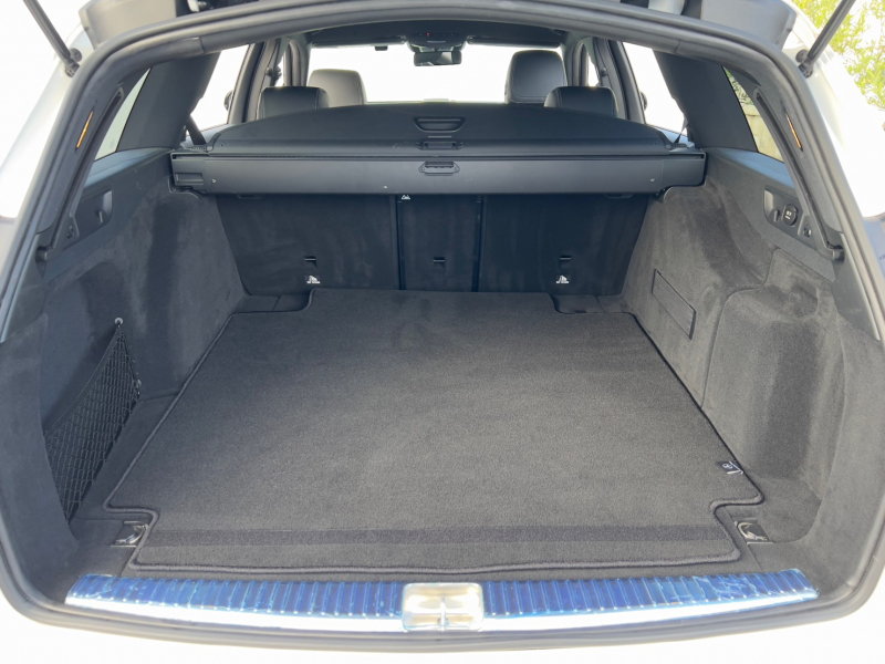 メルセデスベンツ Eクラス 中古車