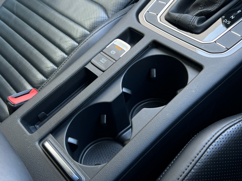 フォルクスワーゲン パサートヴァリアント 中古車