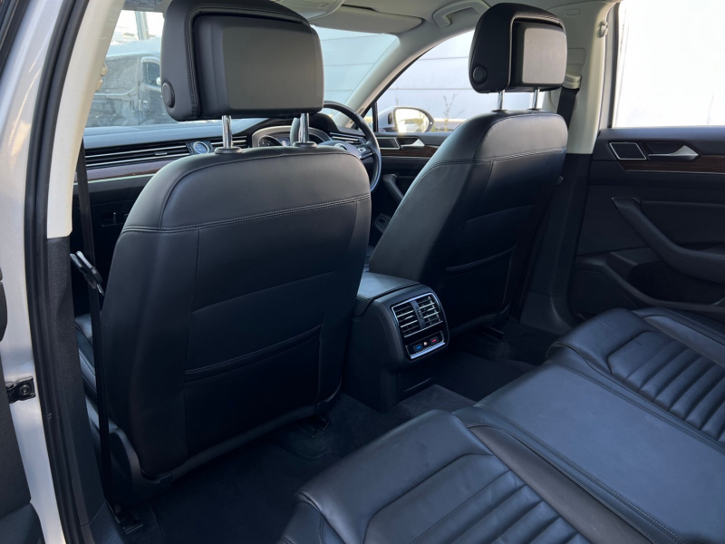 フォルクスワーゲン パサートヴァリアント 中古車