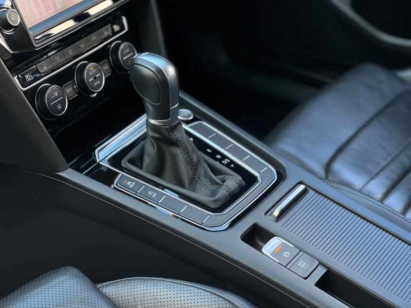 フォルクスワーゲン パサートヴァリアント 中古車