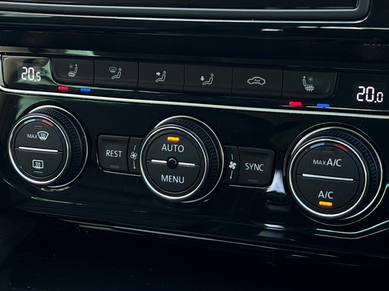 フォルクスワーゲン パサートヴァリアント 中古車