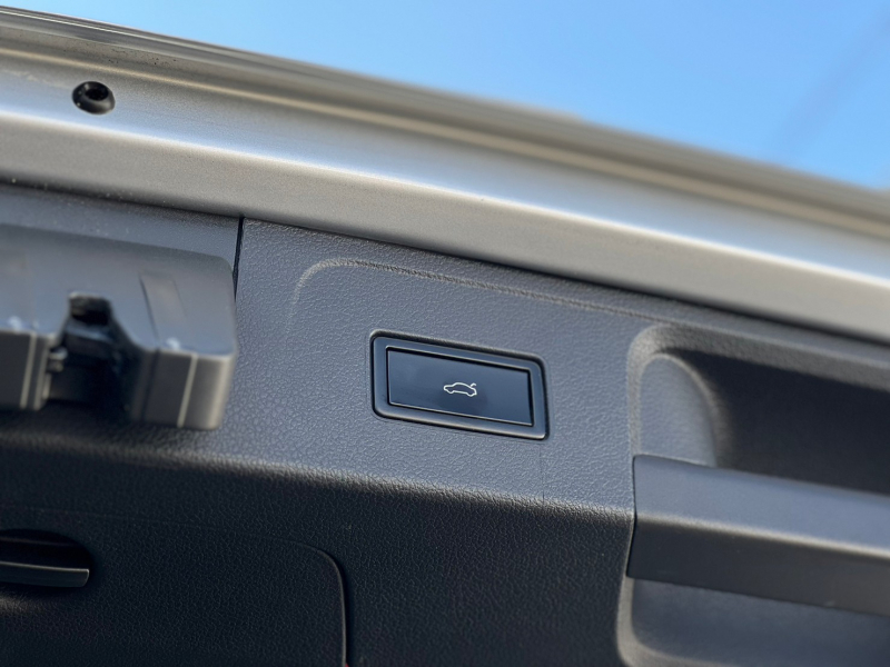 フォルクスワーゲン パサートヴァリアント 中古車