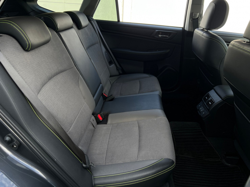 スバル レガシィ 中古車