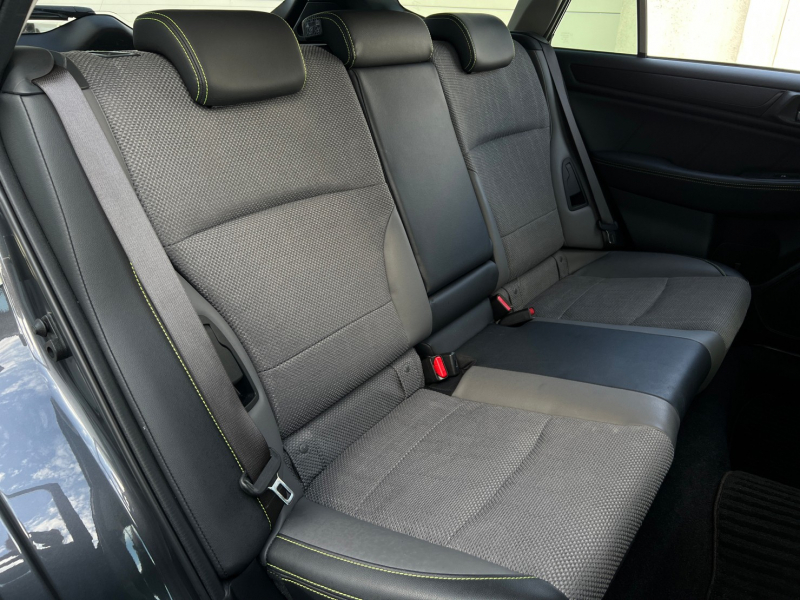 スバル レガシィ 中古車