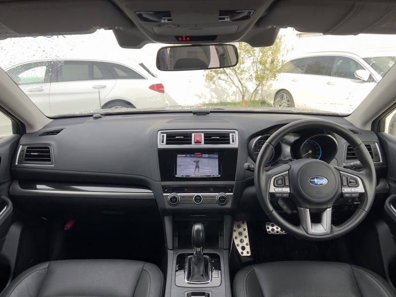 スバル アウトバック 中古車