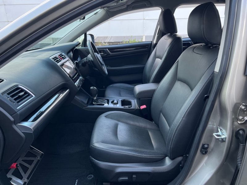 スバル アウトバック 中古車