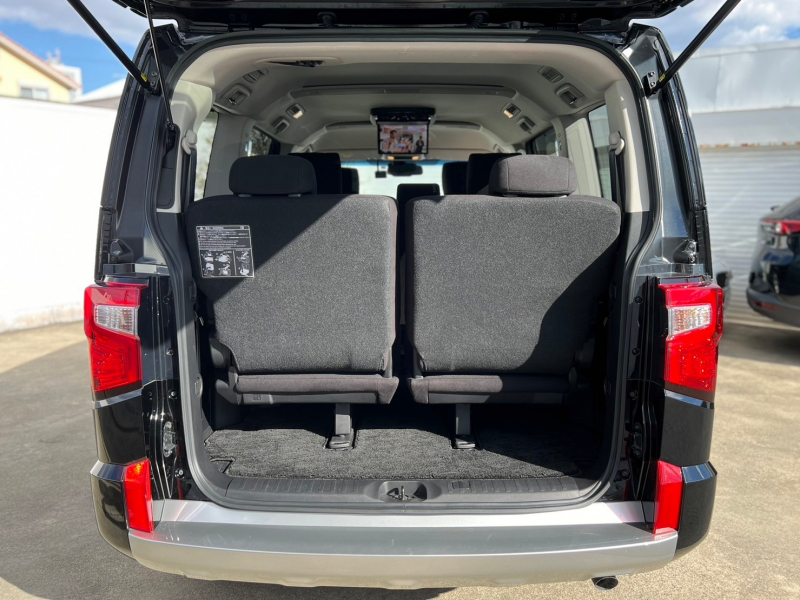 三菱 デリカD:5 中古車