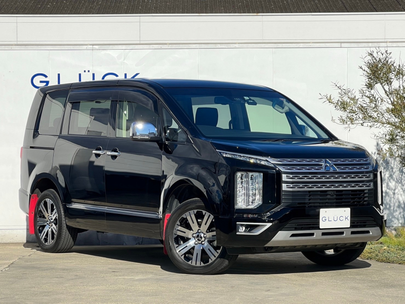 三菱 デリカD:5 中古車