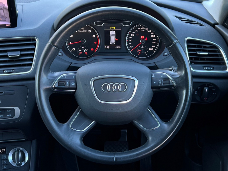 アウディ Q3 中古車