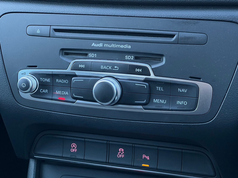 アウディ Q3 中古車