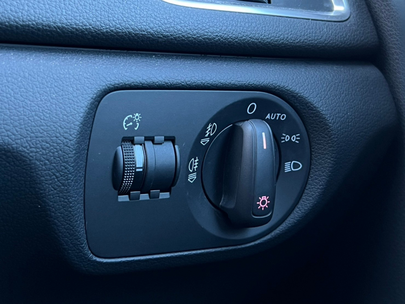 アウディ Q3 中古車