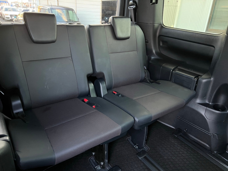 トヨタ エスクァイア 中古車