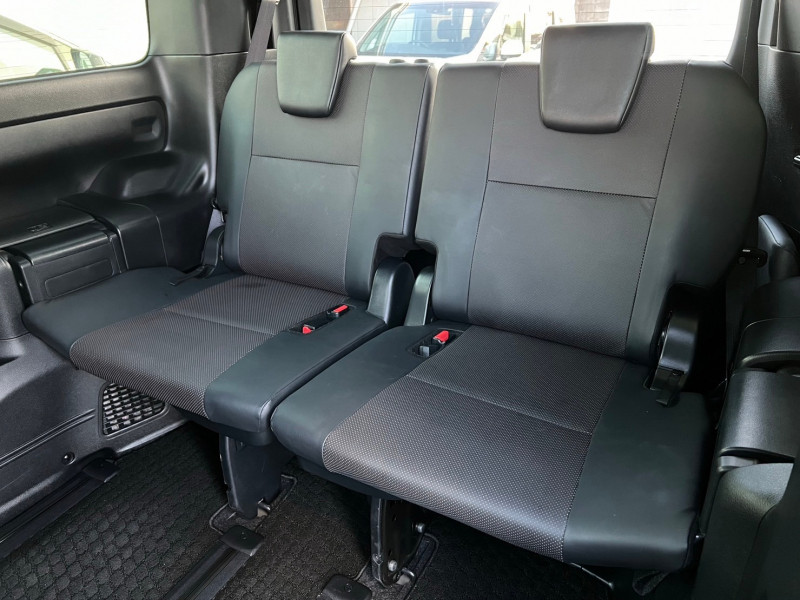 トヨタ エスクァイア 中古車