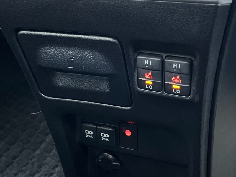 トヨタ エスクァイア 中古車