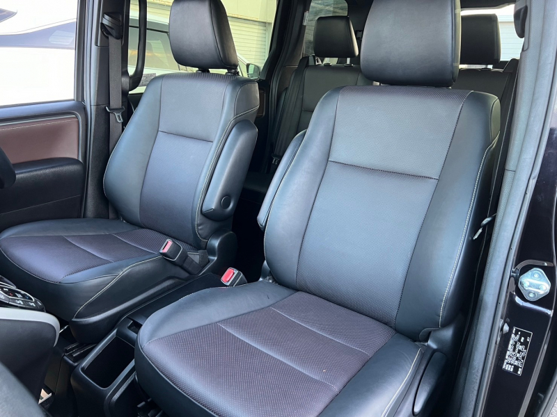 トヨタ エスクァイア 中古車