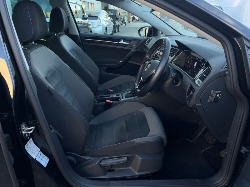 フォルクスワーゲン ゴルフ 中古車