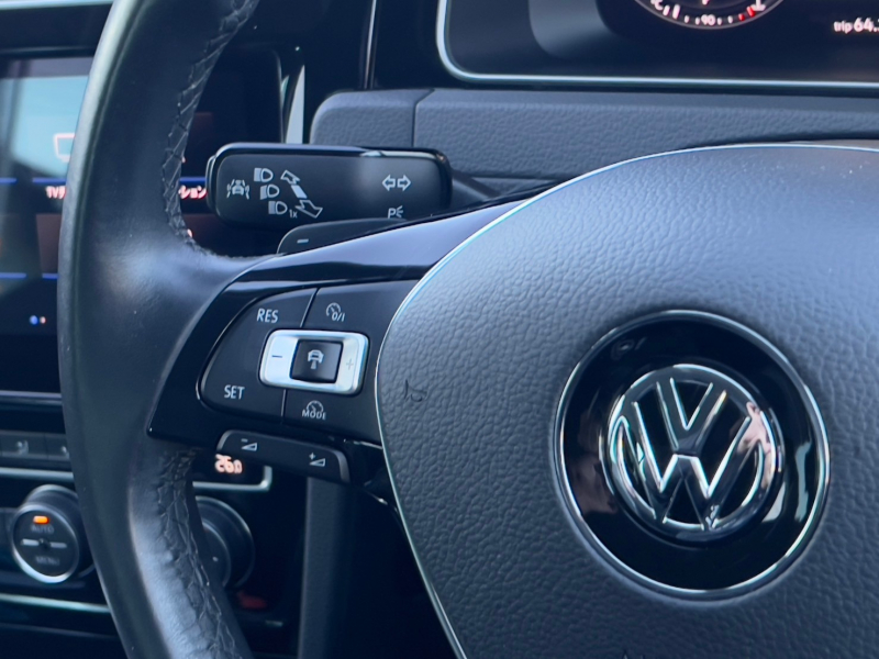 フォルクスワーゲン ゴルフ 中古車