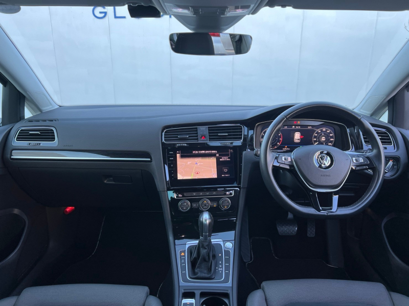 フォルクスワーゲン ゴルフ 中古車