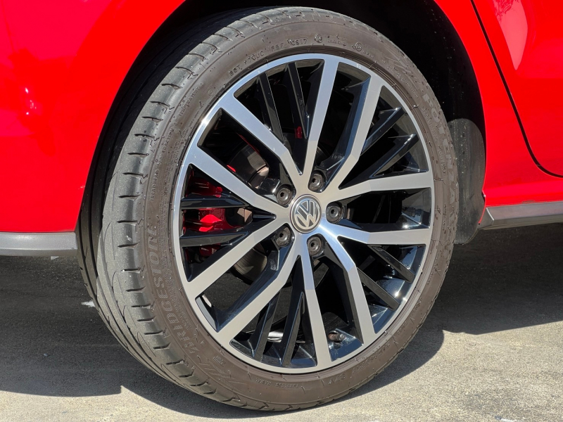 フォルクスワーゲン ポロ 中古車