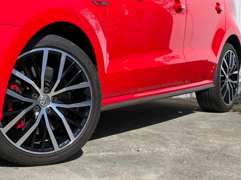 フォルクスワーゲン ポロ 中古車