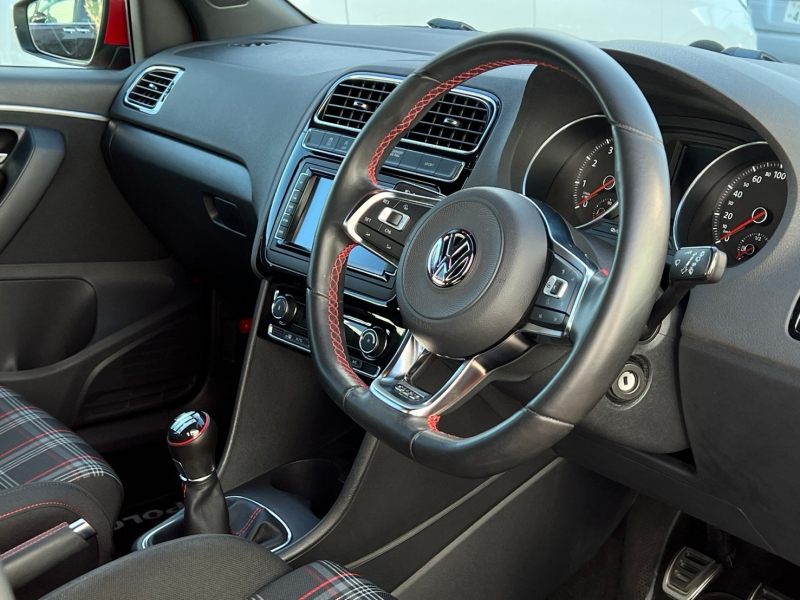 フォルクスワーゲン ポロ 中古車