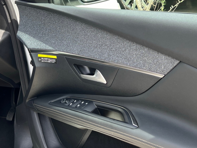 プジョー 3008 中古車