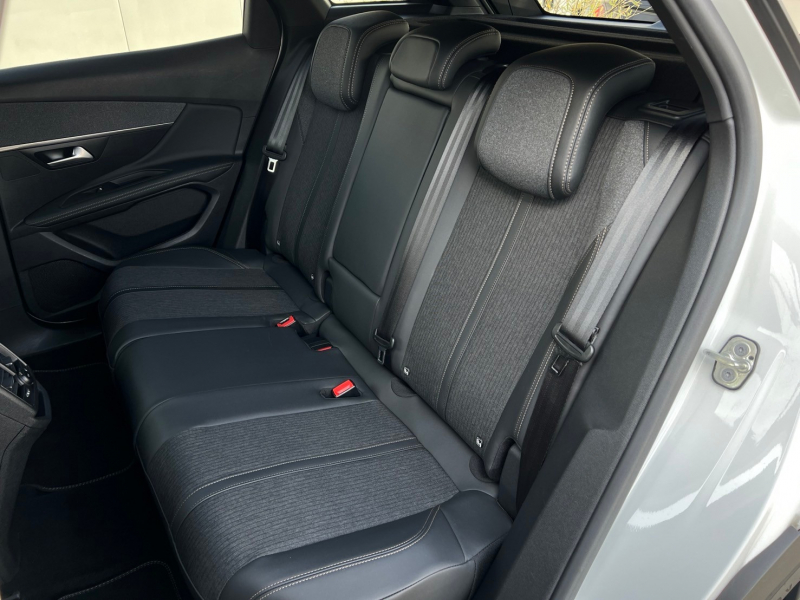 プジョー 3008 中古車