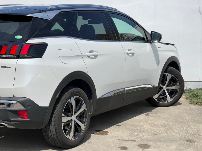 プジョー 3008 中古車