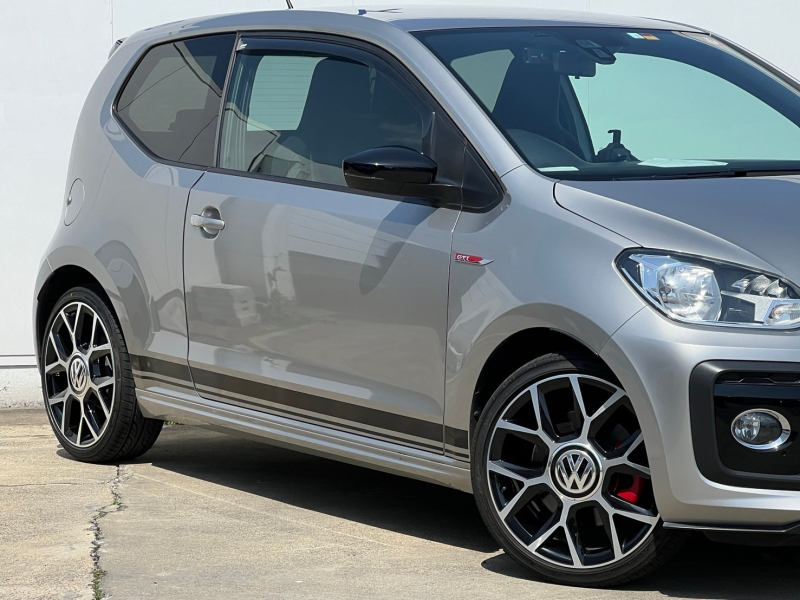 フォルクスワーゲン up! 中古車