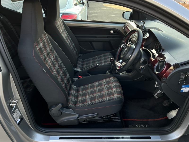 フォルクスワーゲン up! 中古車