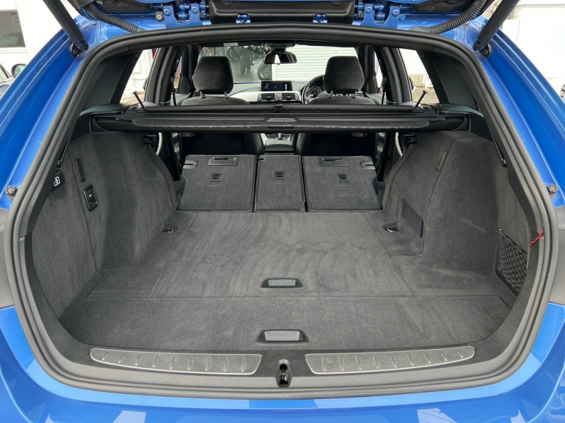 BMW 3シリーズ 中古車