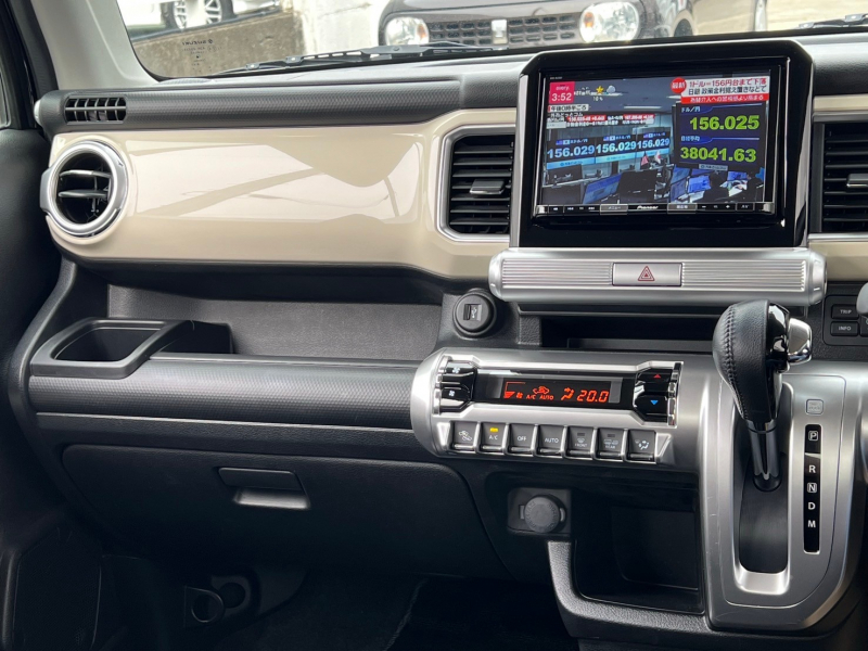 スズキ クロスビー 中古車