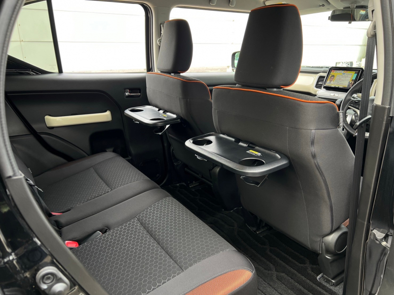 スズキ クロスビー 中古車
