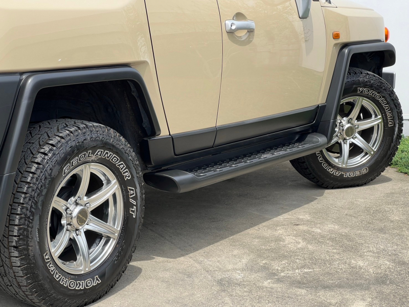 トヨタ FJクルーザー 中古車