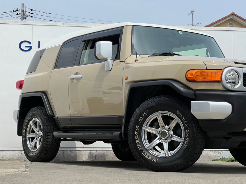 トヨタ FJクルーザー 中古車