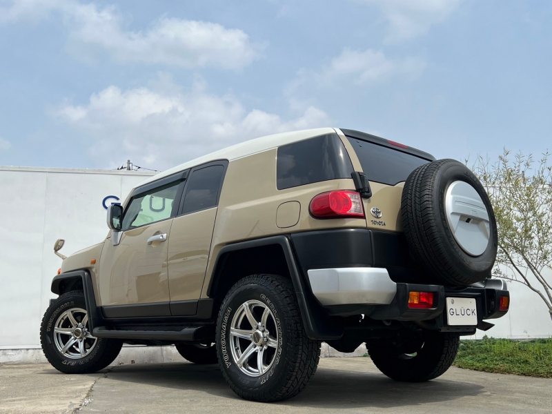 トヨタ FJクルーザー 中古車