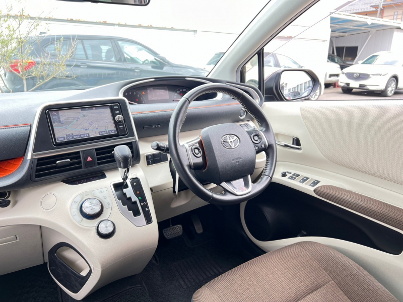 トヨタ シエンタ 中古車