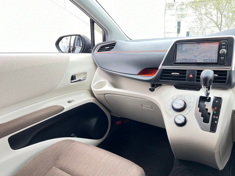 トヨタ シエンタ 中古車