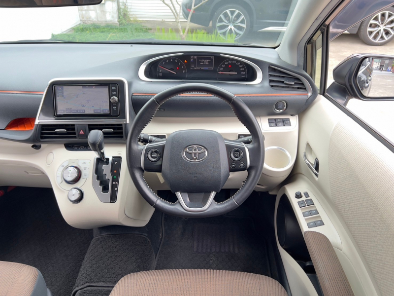 トヨタ シエンタ 中古車