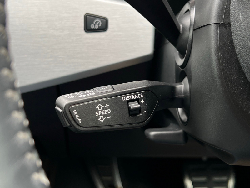 アウディ A5 中古車