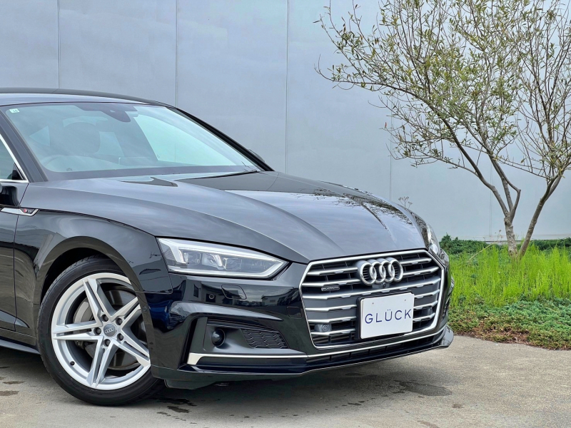 アウディ A5 中古車