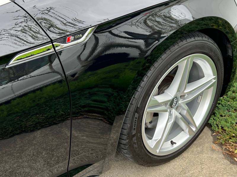 アウディ A5 中古車